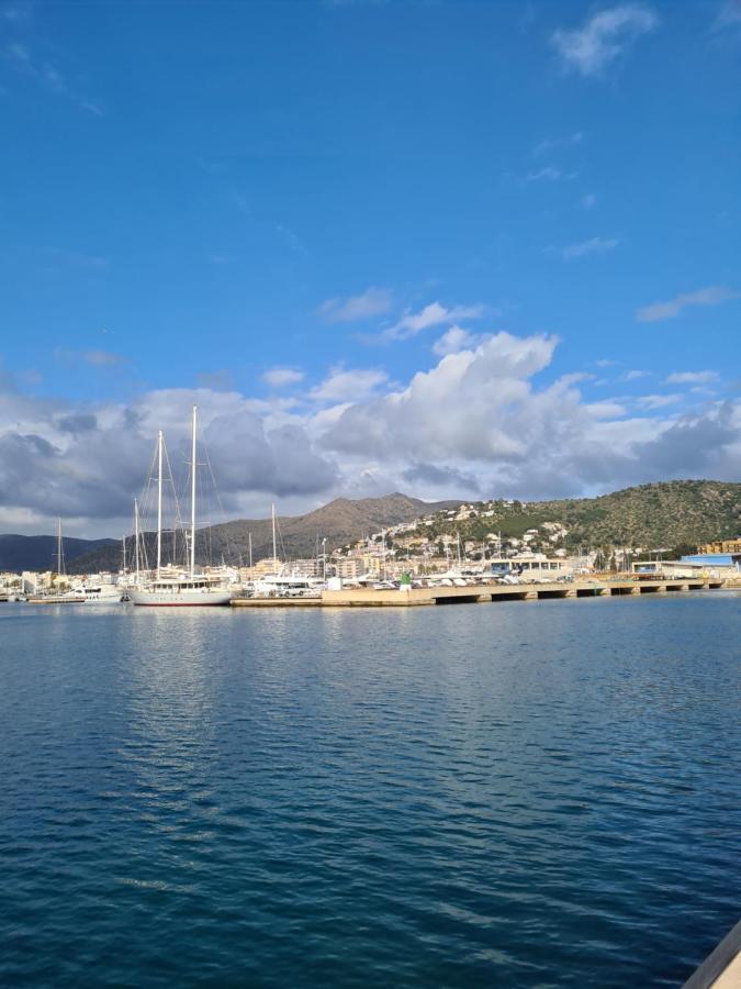 Acogedor Apartamento Vistas Al Mar Roses Exteriér fotografie