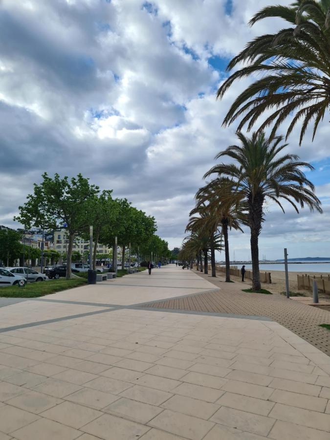 Acogedor Apartamento Vistas Al Mar Roses Exteriér fotografie